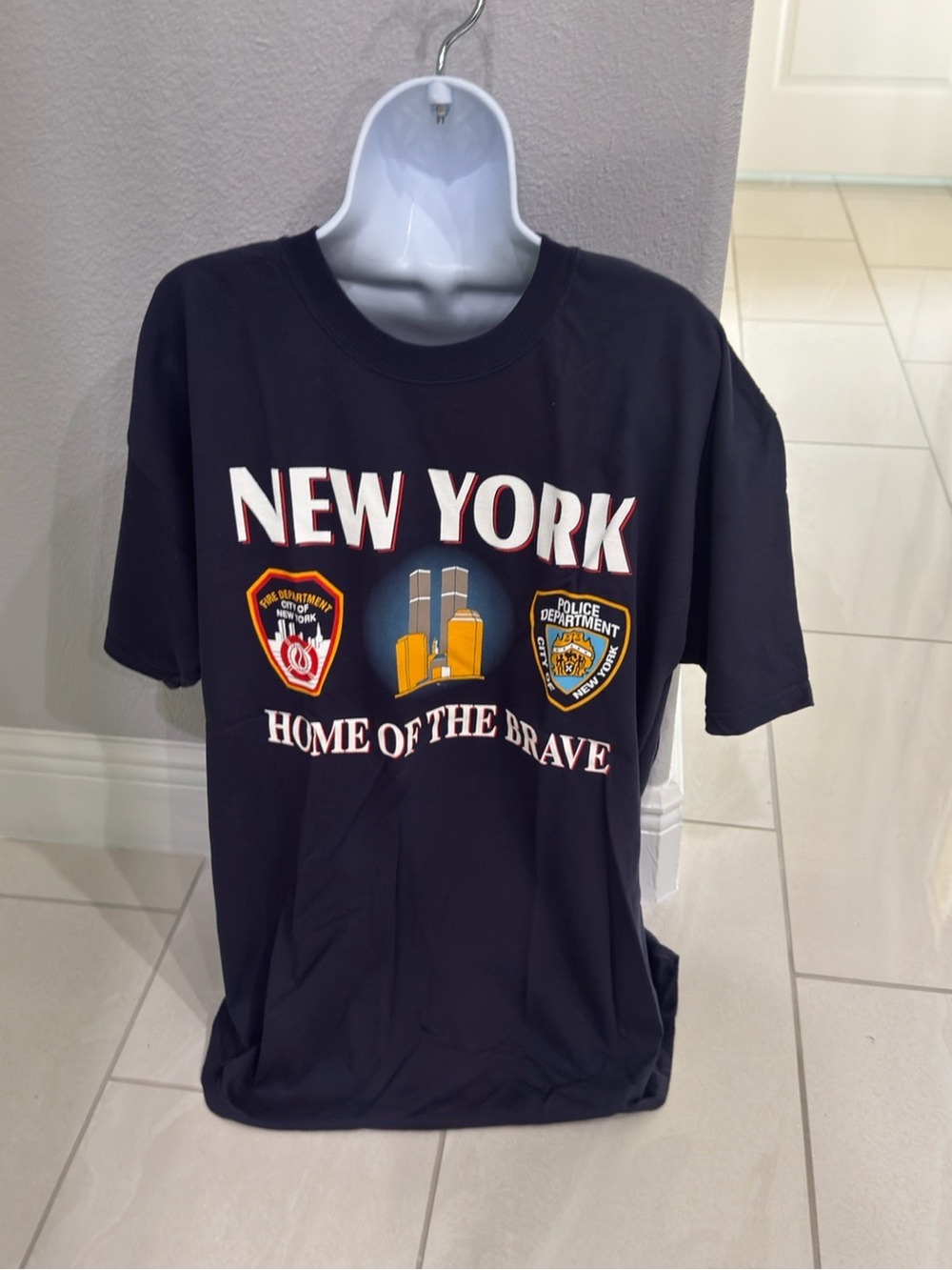 Anvil Navy 'New York Home of the Brave' Graphic Tee